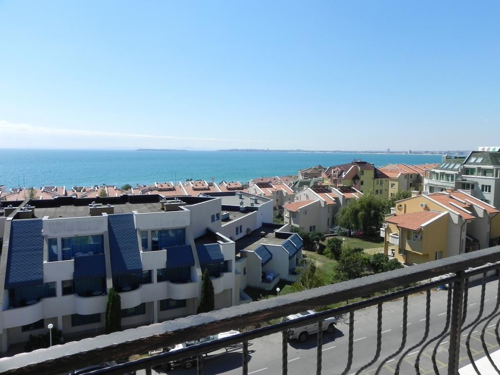 Antorini Apartment *