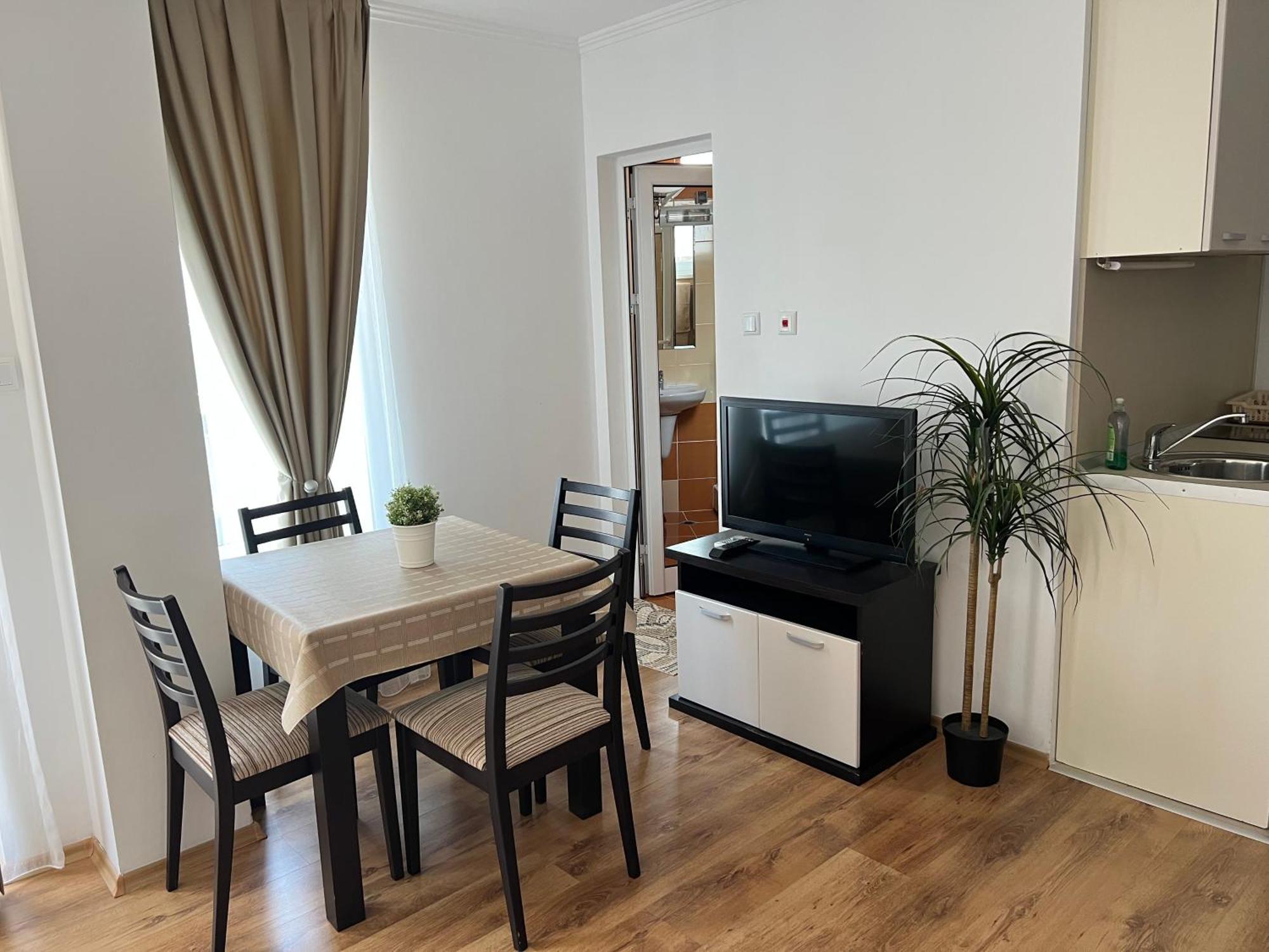 Antorini Apartment