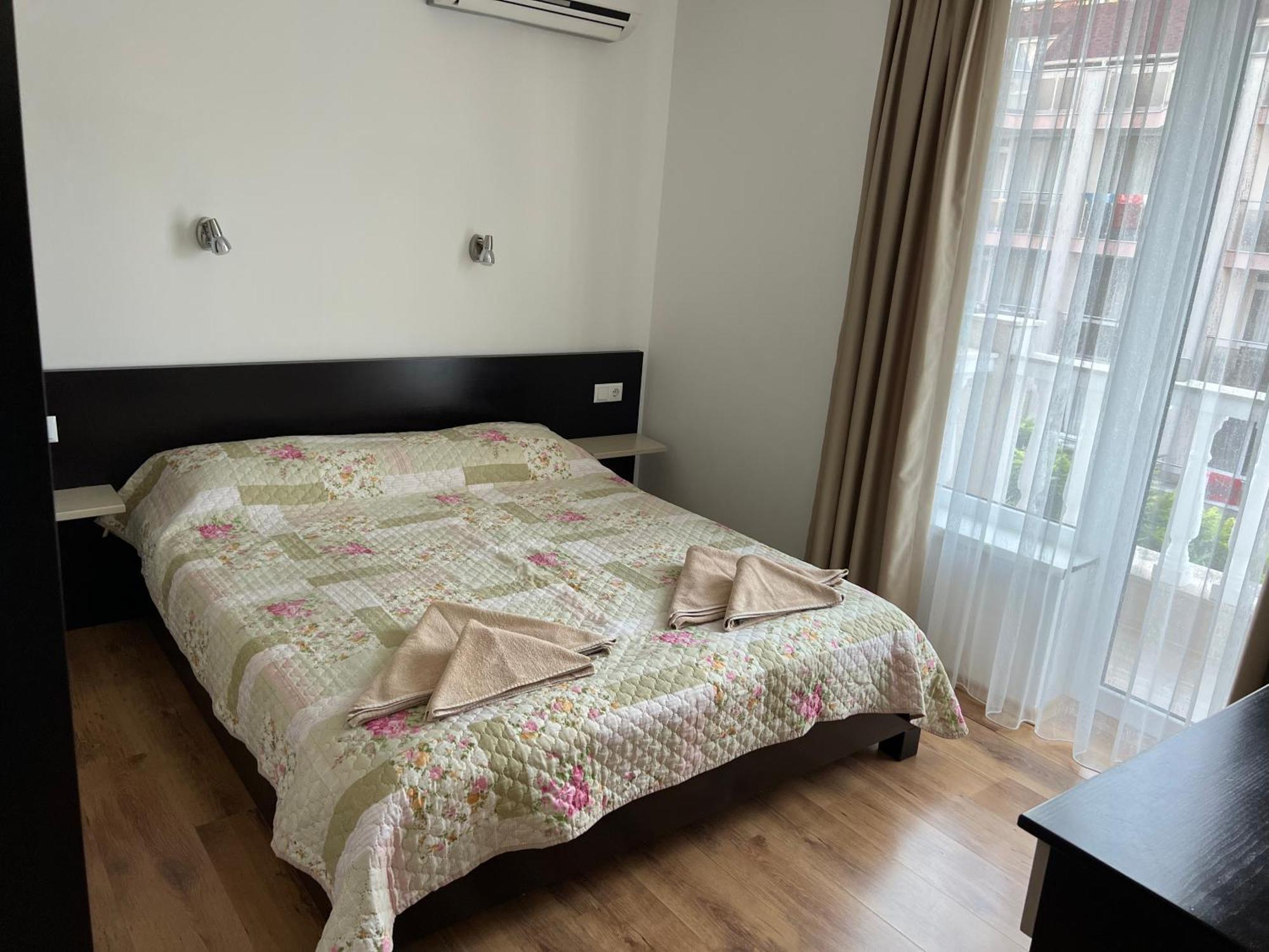 Antorini Apartment *