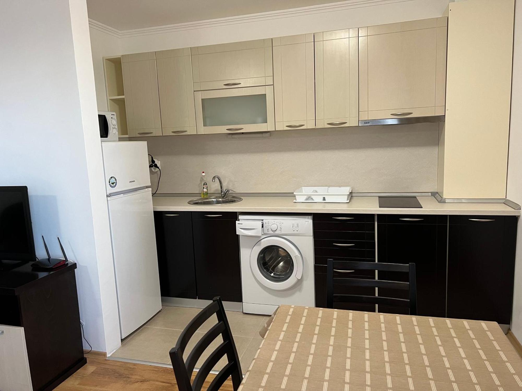 Antorini Apartment *
